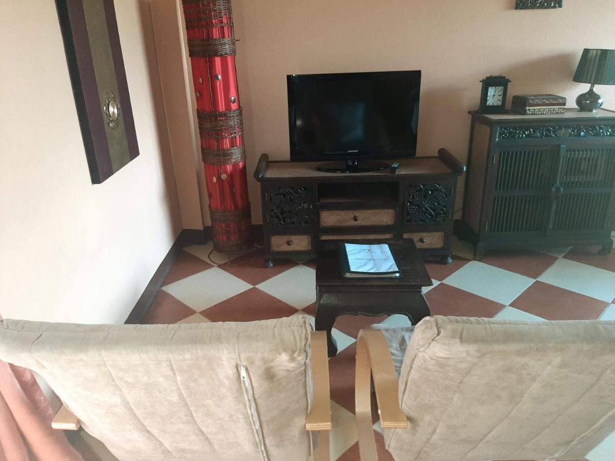 Liam'S Guesthouse Adults Only Chiang Mai Exterior foto