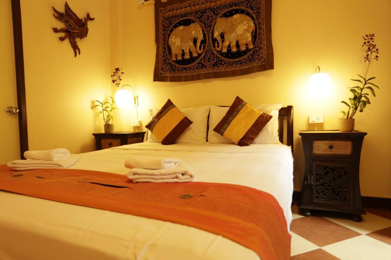 Liam'S Guesthouse Adults Only Chiang Mai Exterior foto